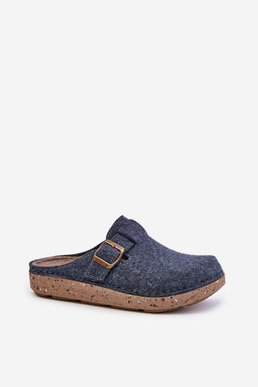 Slippers model 202658
