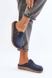 Slippers model 202658