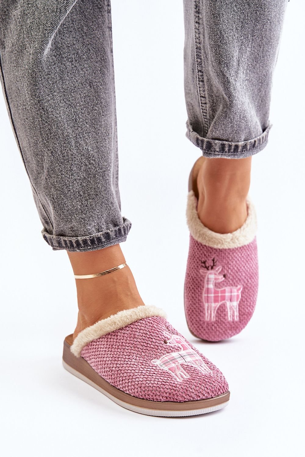 Slippers model 202662