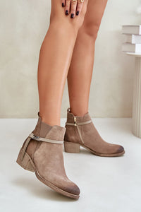 Heel boots model 202814