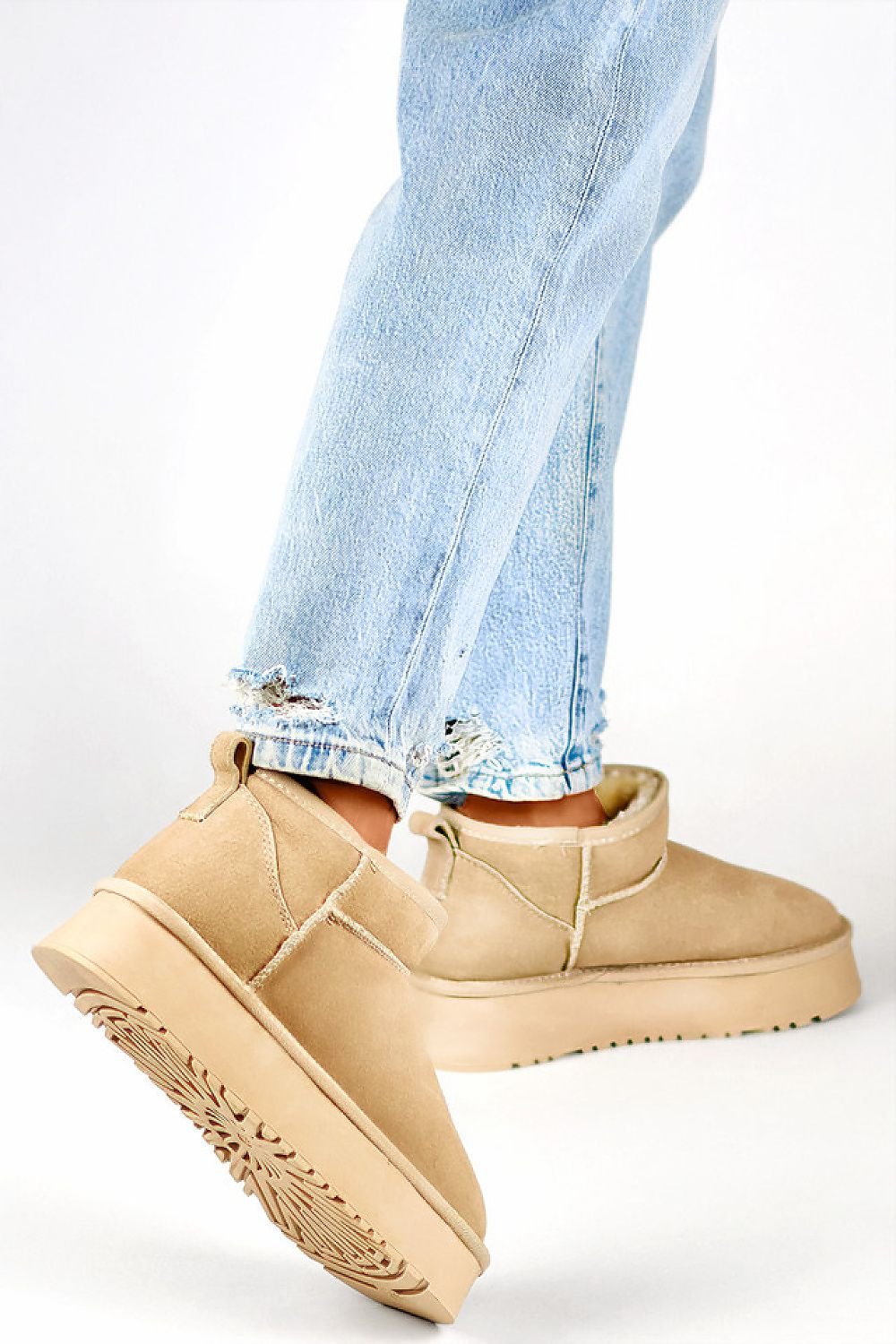 Snow boots model 203063