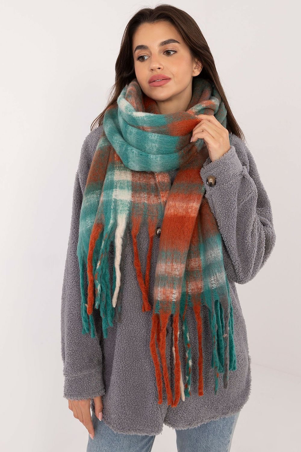 Shawl model 203170