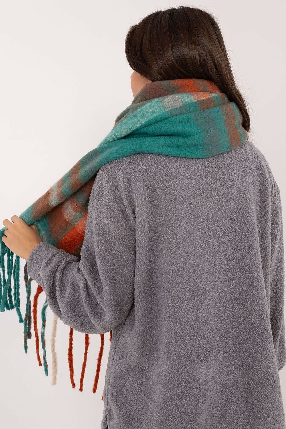 Shawl model 203170
