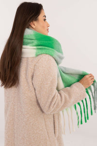 Shawl model 203181