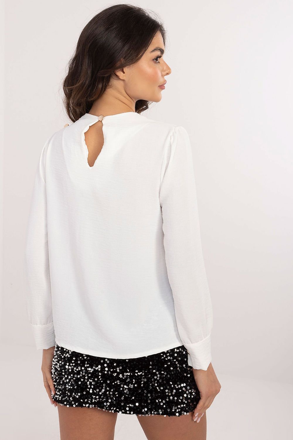 Blouse model 203408