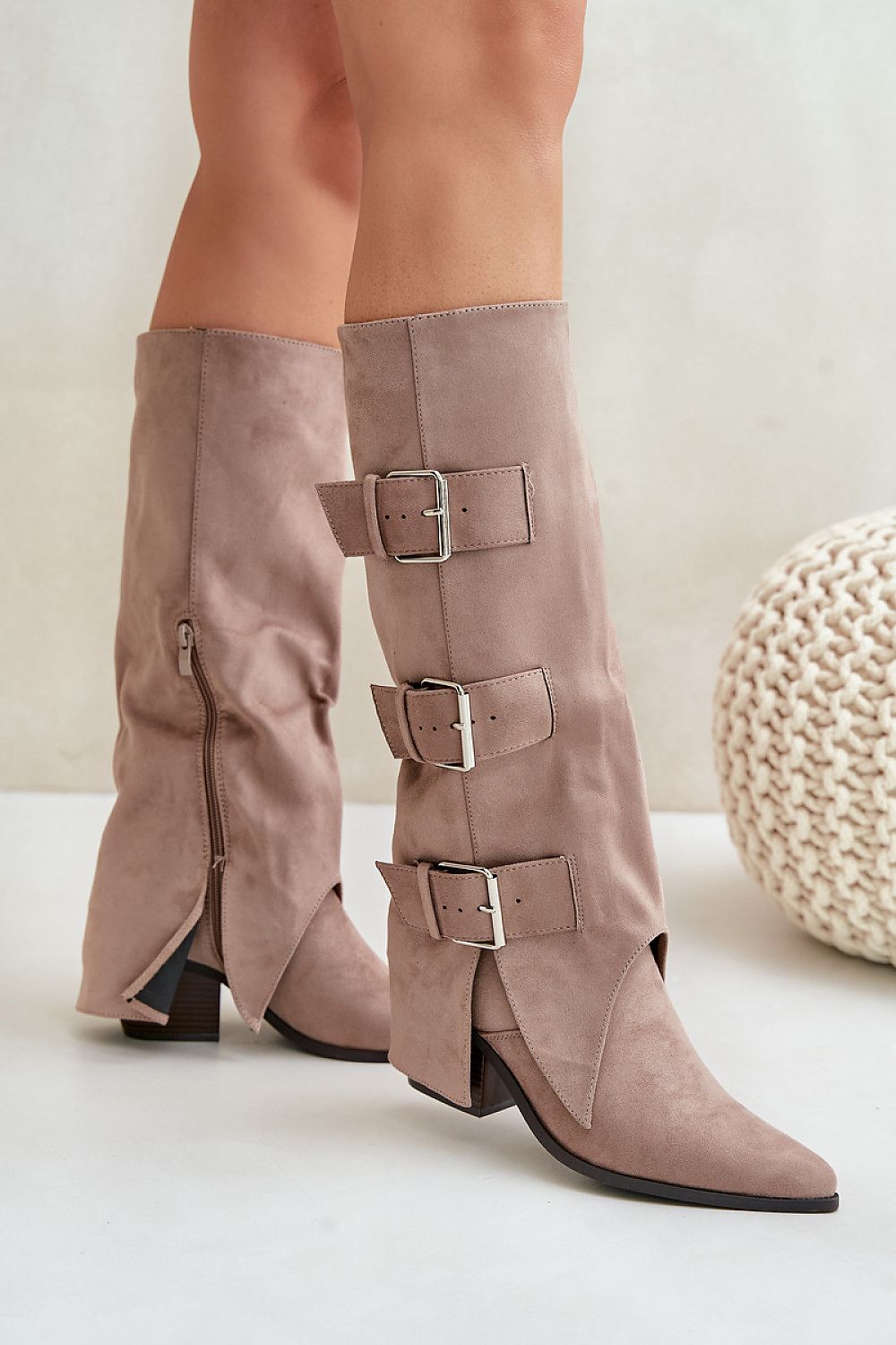 Heel boots model 203505