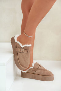 Slippers model 203746