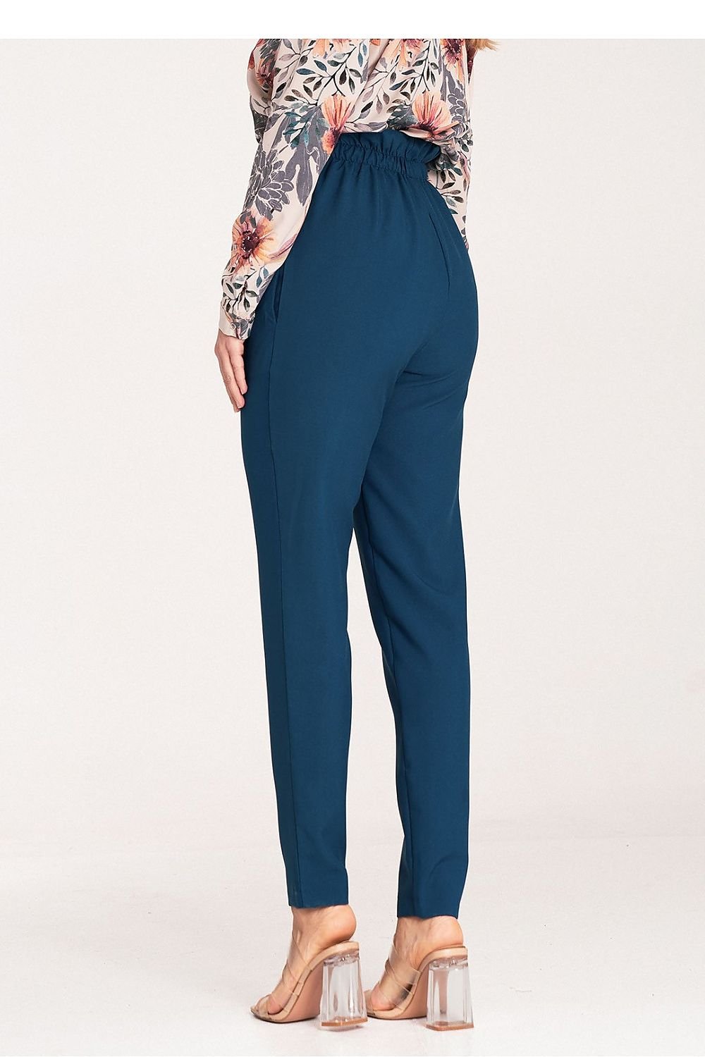Women trousers model 204298