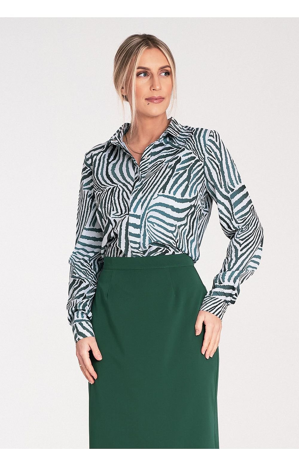 Long sleeve shirt model 204302