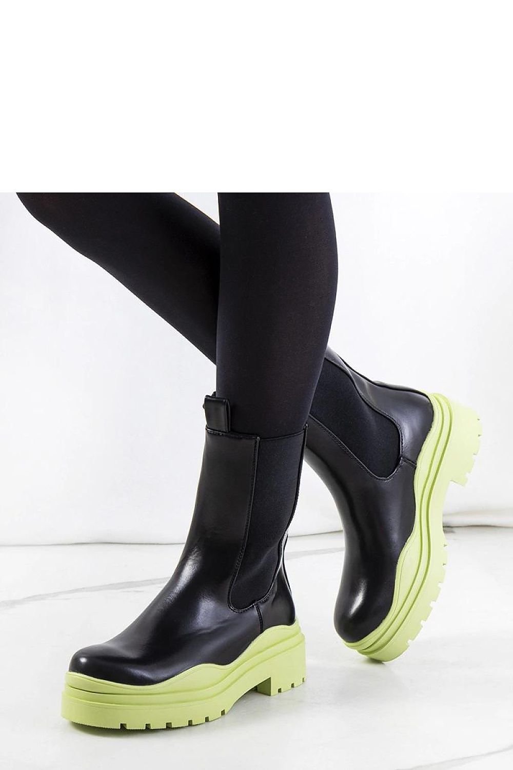 Boots model 204638
