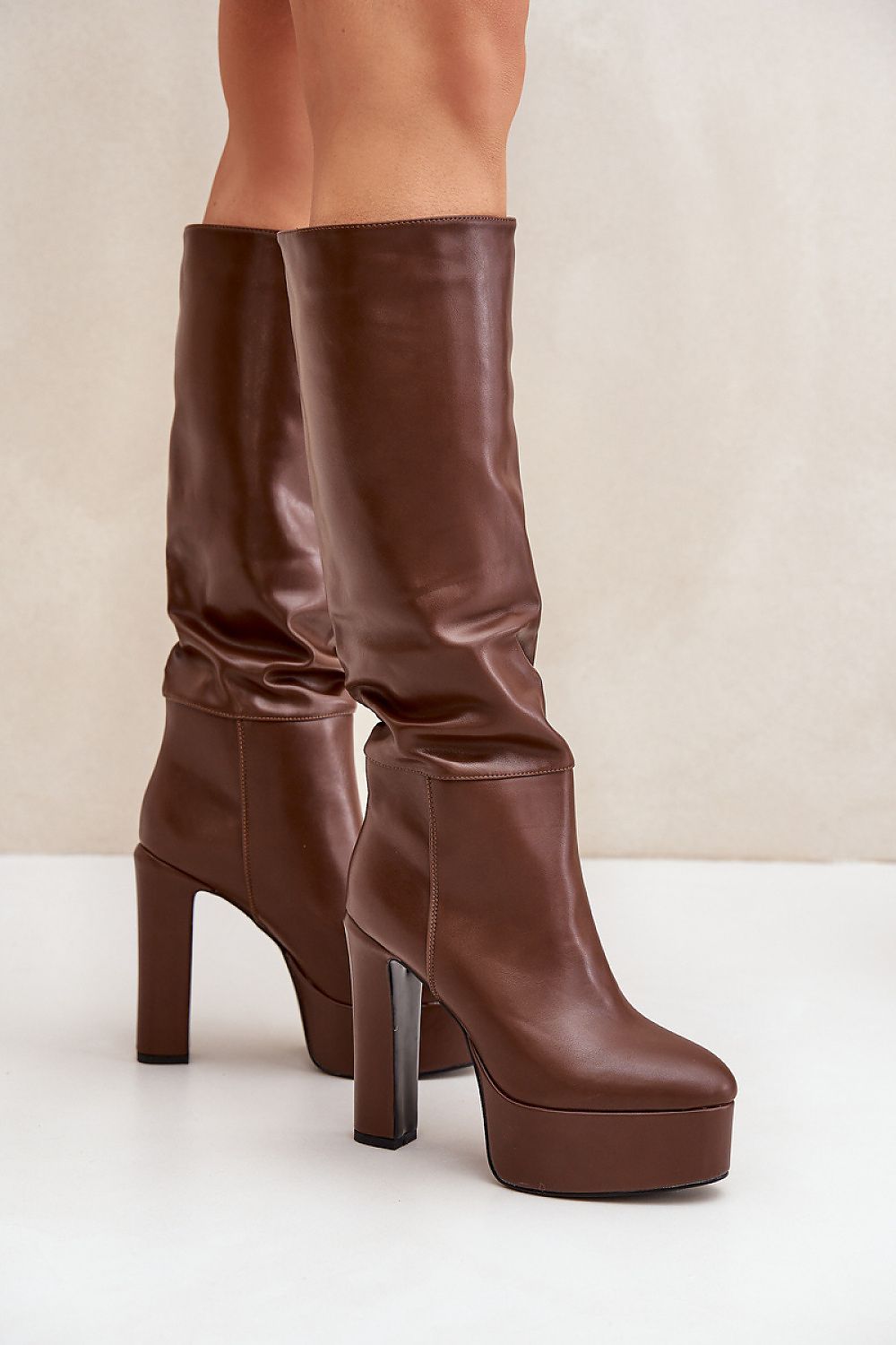 Heel boots model 204662