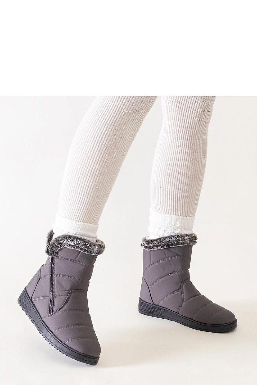 Snow boots model 204711