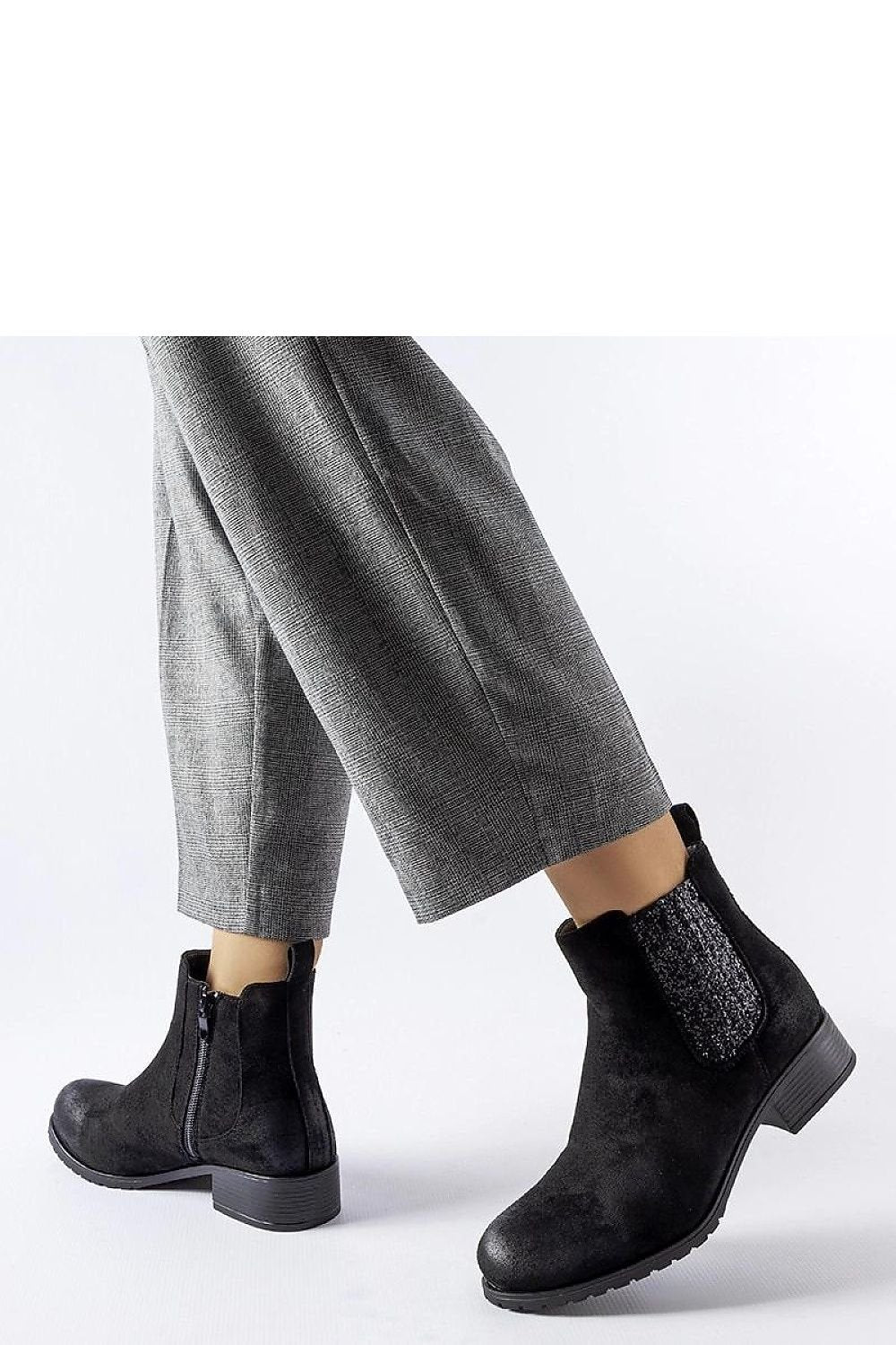 Heel boots model 204748