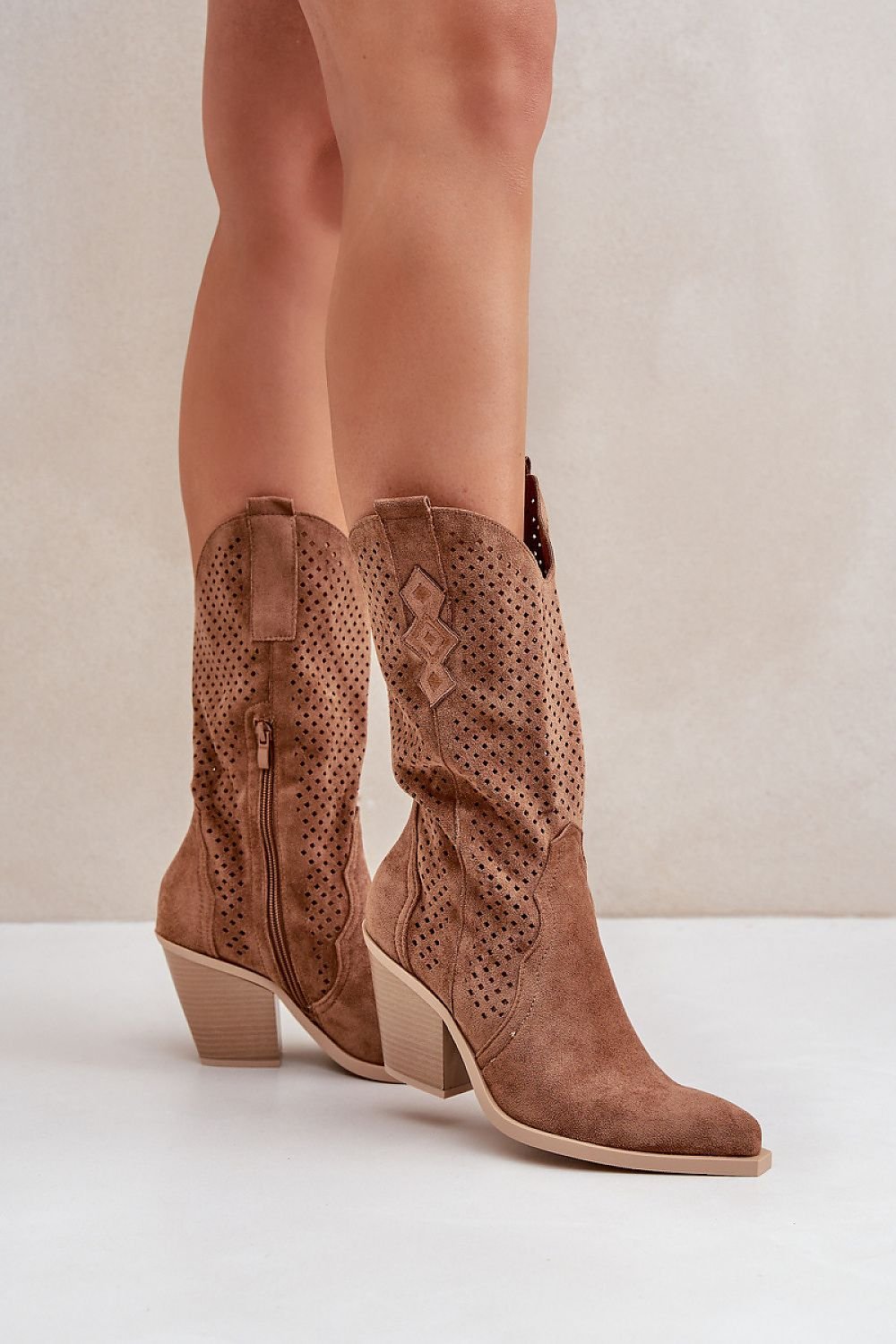 Heel boots model 204749