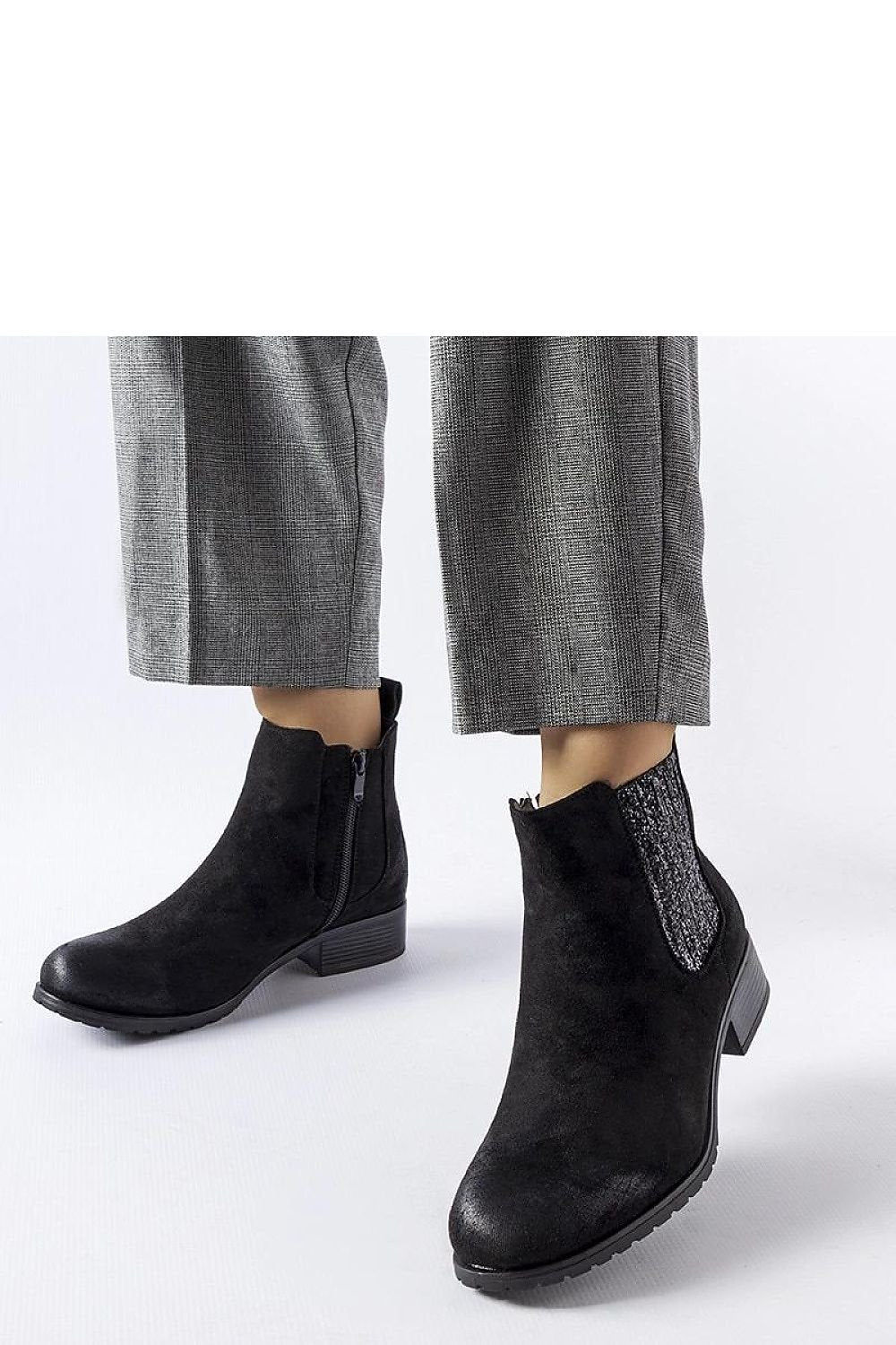 Heel boots model 204748