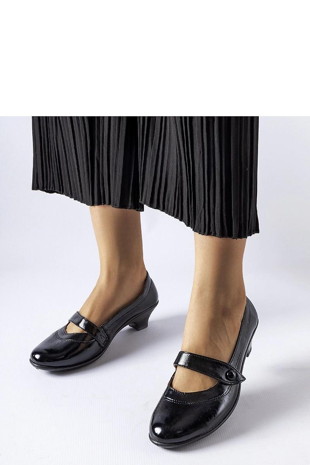 Heel boots model 204768