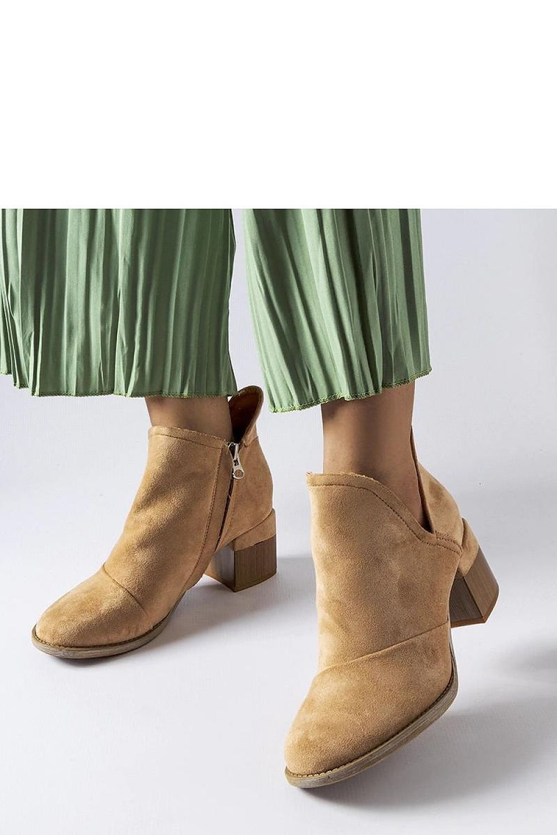 Heel boots model 204771