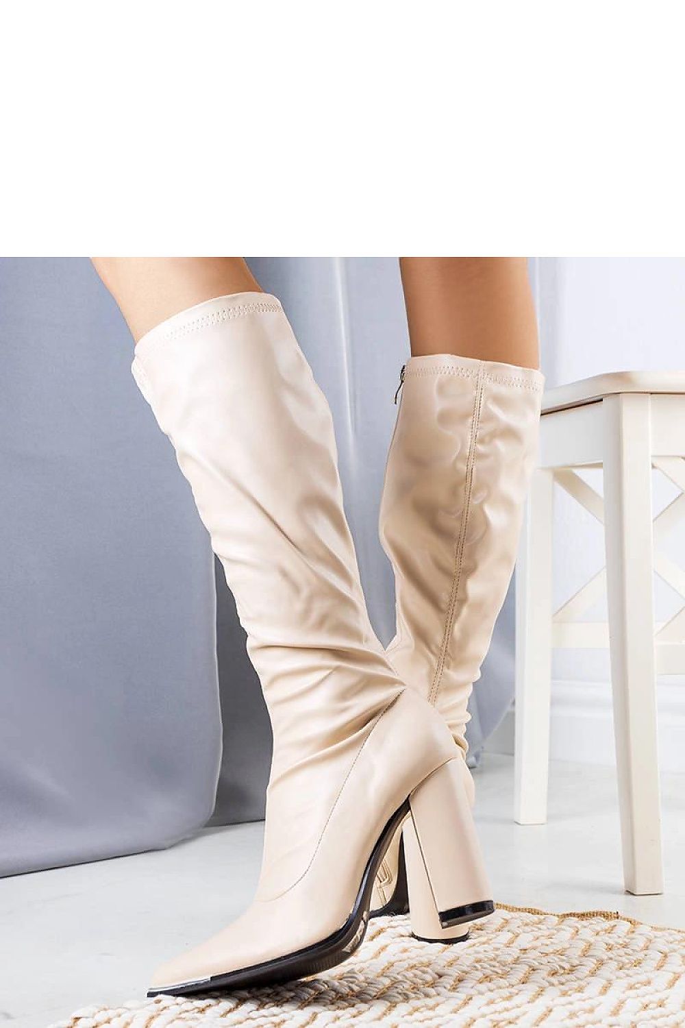 Heel boots model 204775