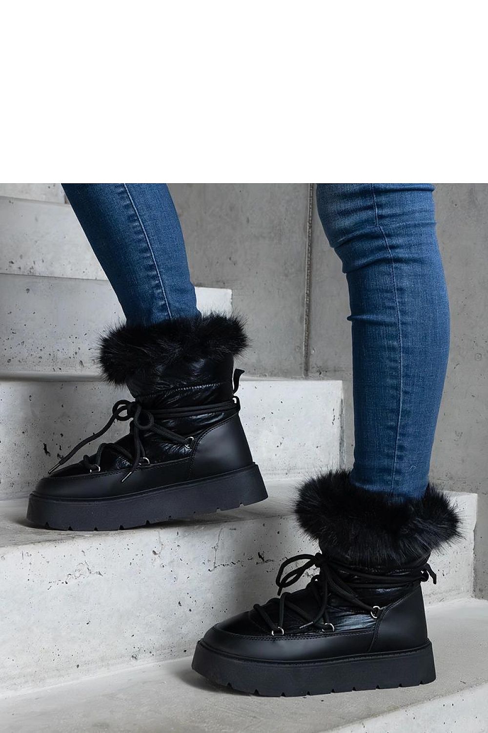 Snow boots model 204799