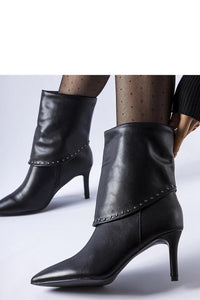 Heel boots model 204820