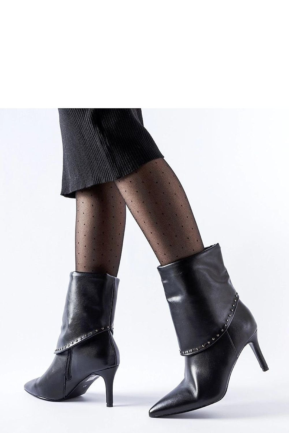 Heel boots model 204820