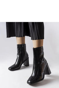 Heel boots model 204839