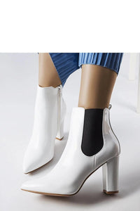 Heel boots model 204841