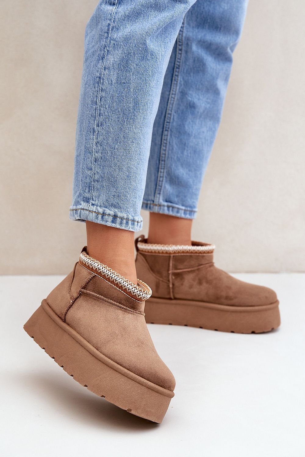 Snow boots model 204885