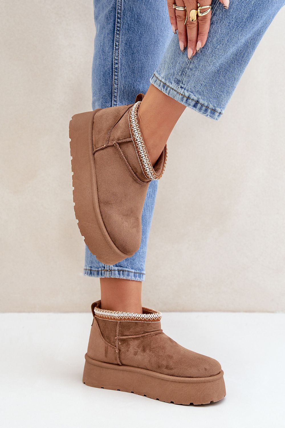 Snow boots model 204885