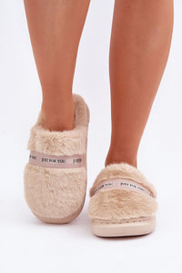 Slippers model 204933