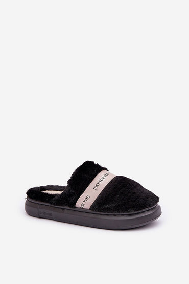 Slippers model 204935
