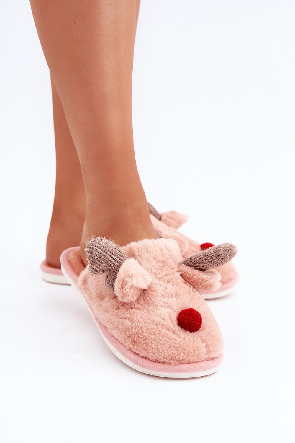 Slippers model 204937
