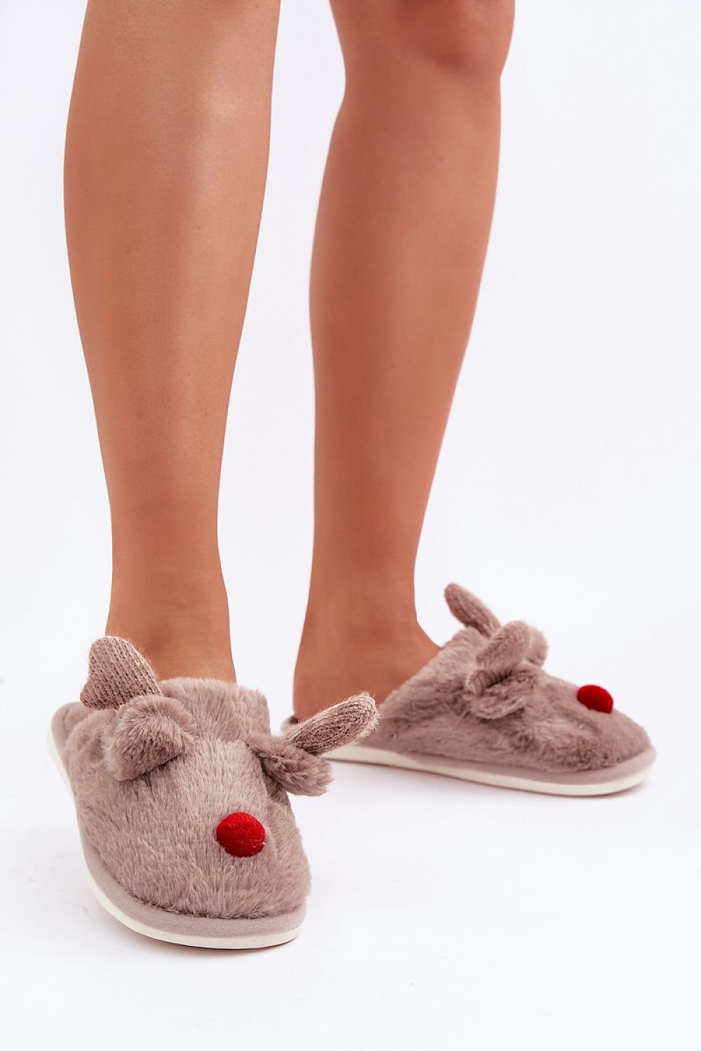 Slippers model 204939