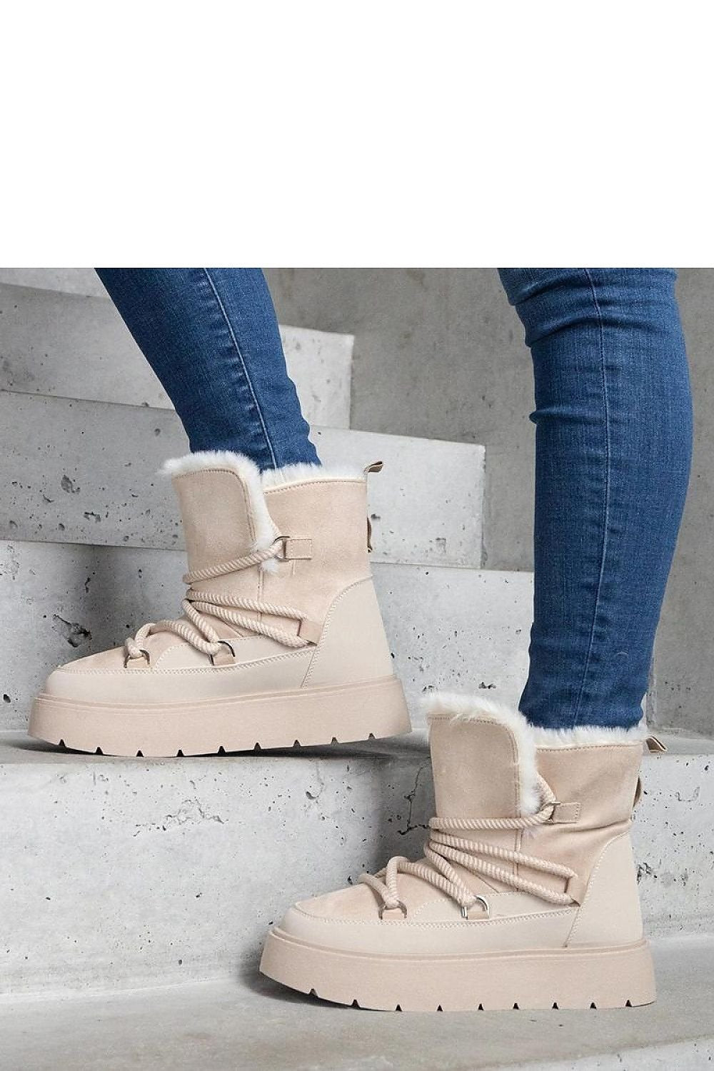 Snow boots model 205022