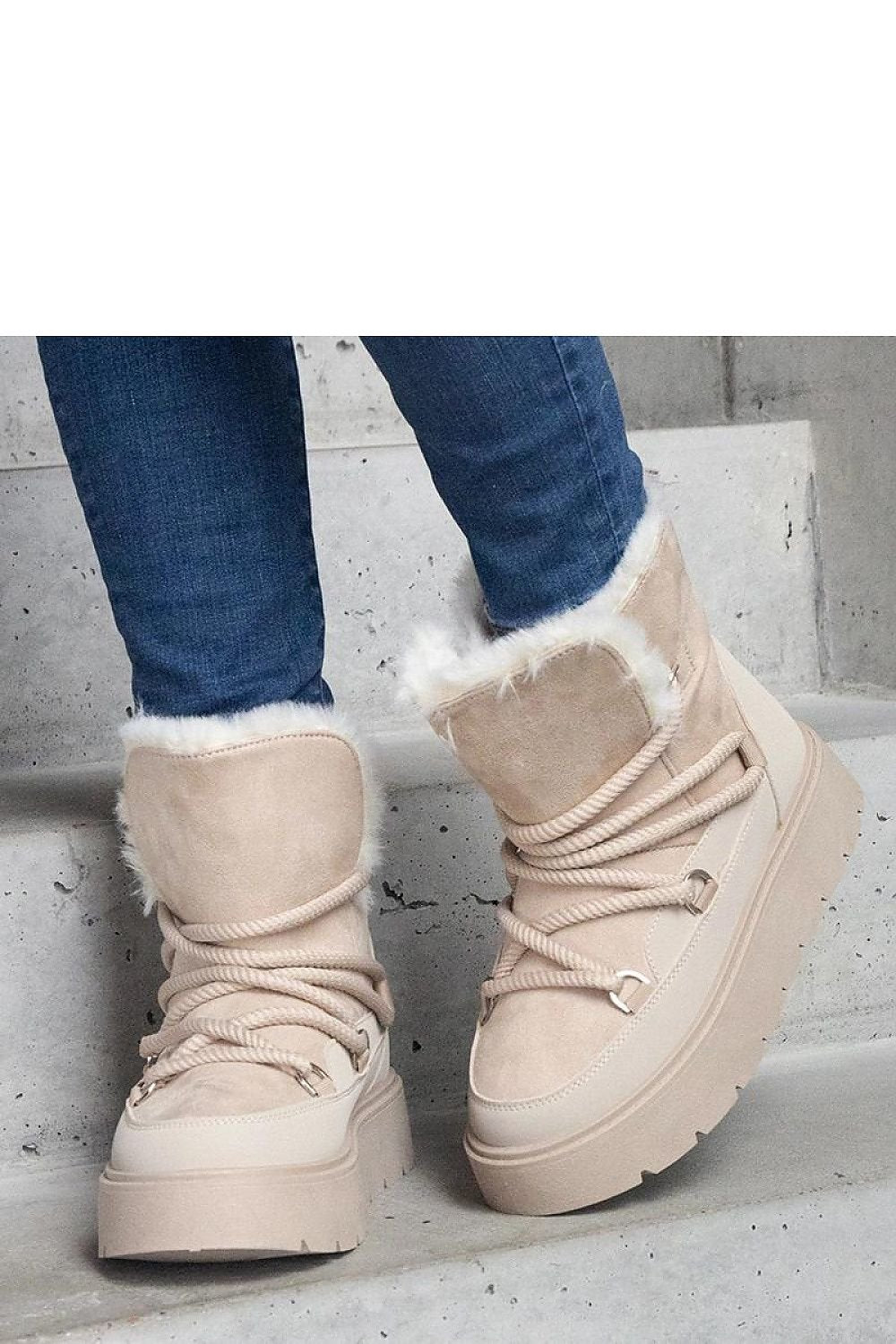 Snow boots model 205022