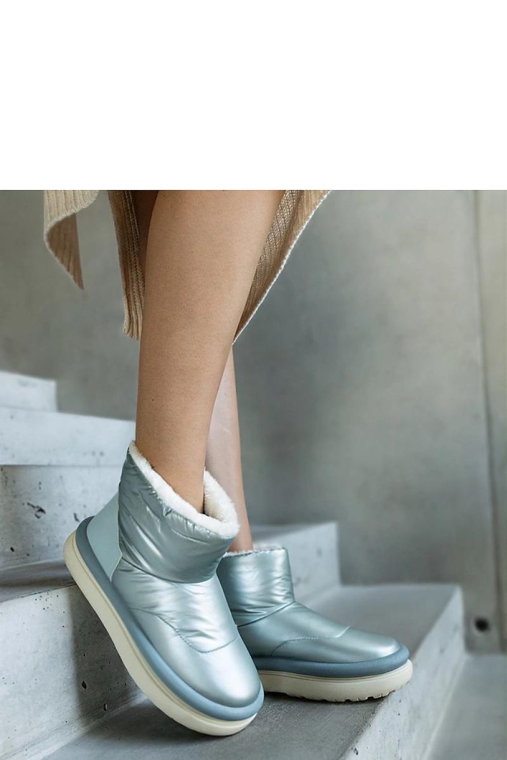 Snow boots model 205031