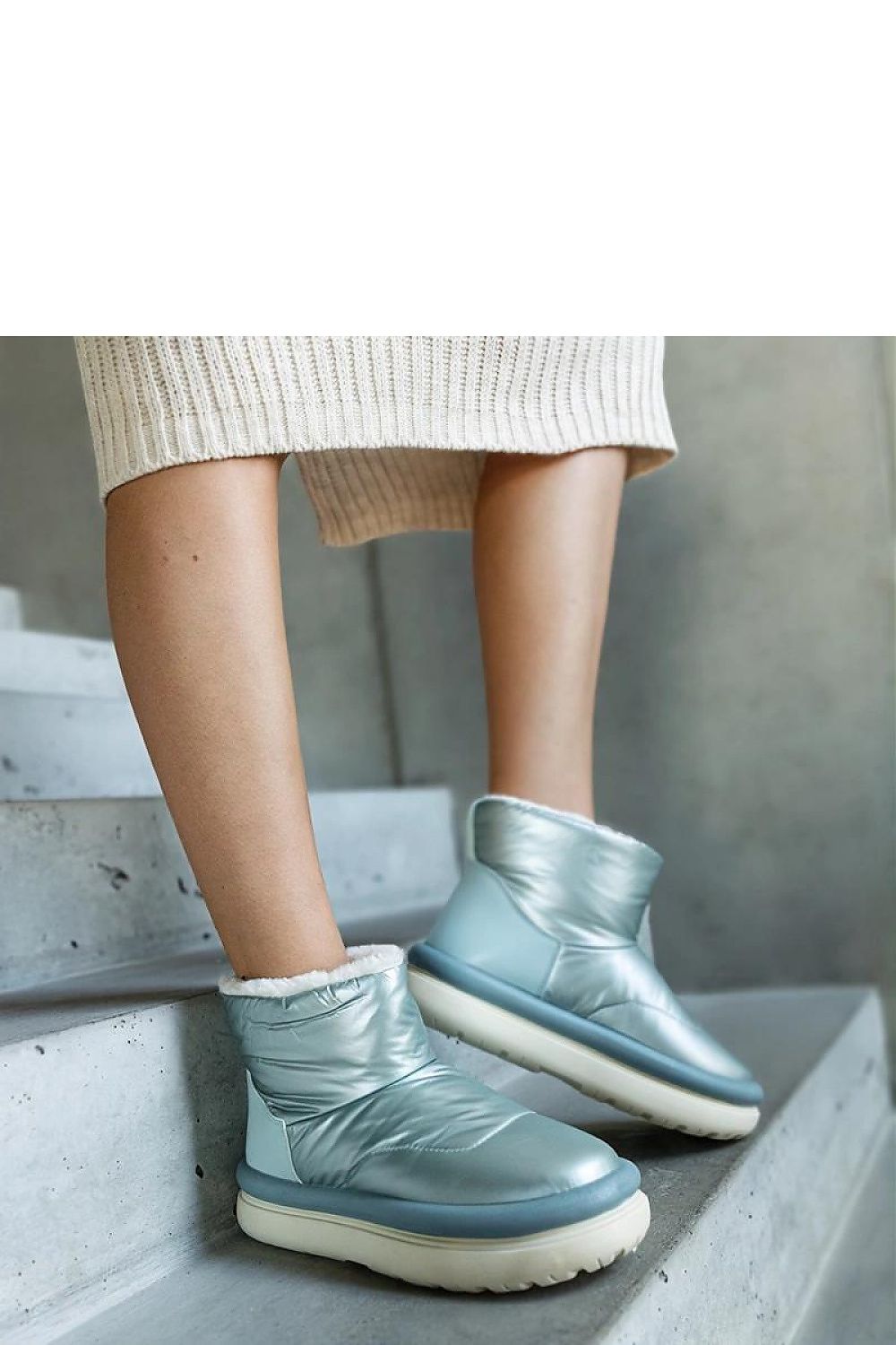 Snow boots model 205031