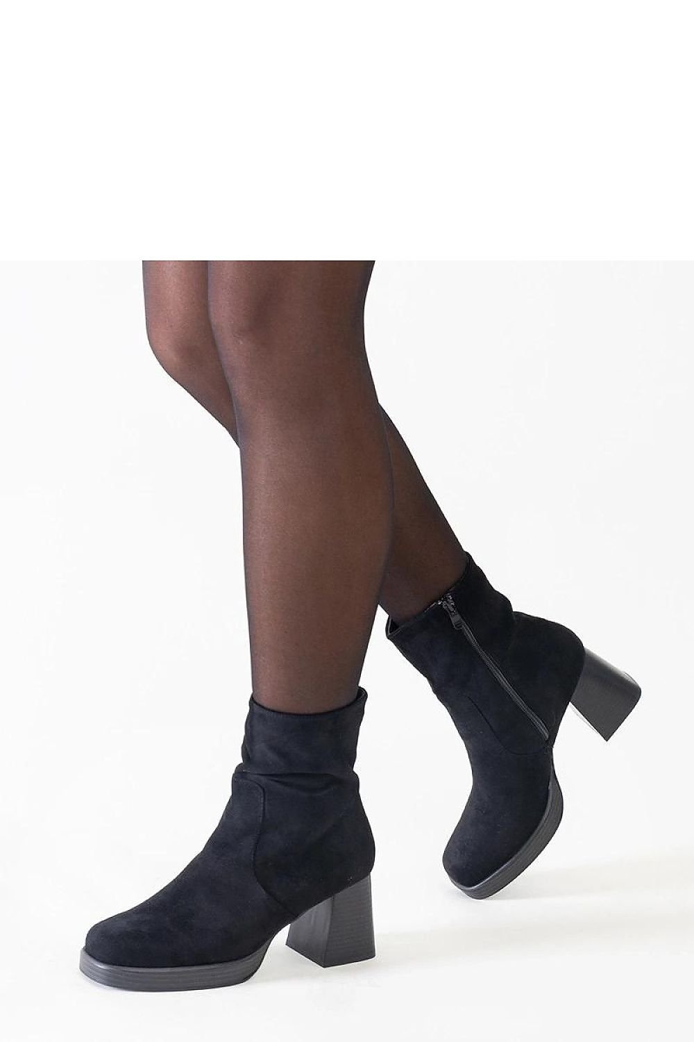 Heel boots model 205035