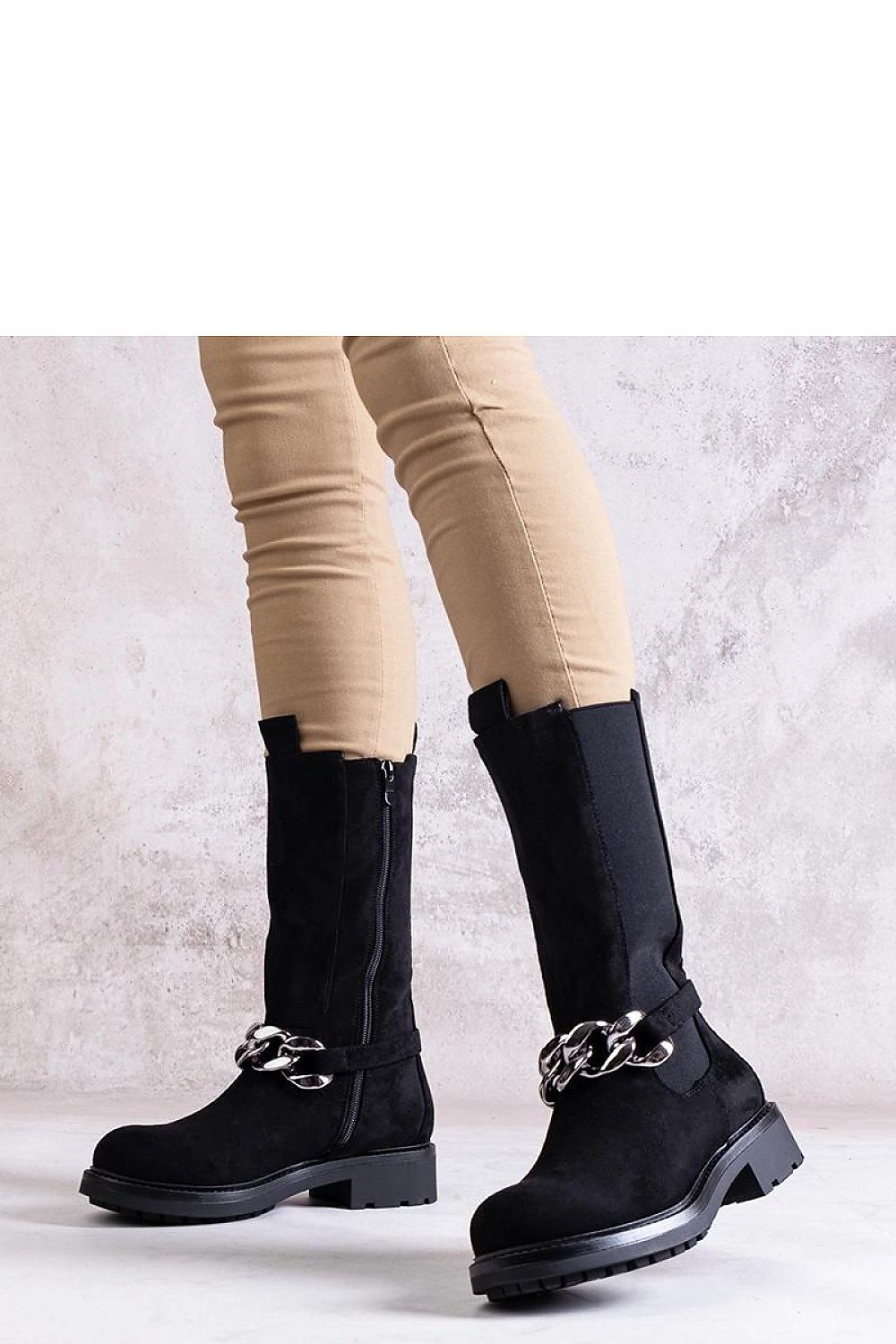 Heel boots model 205040