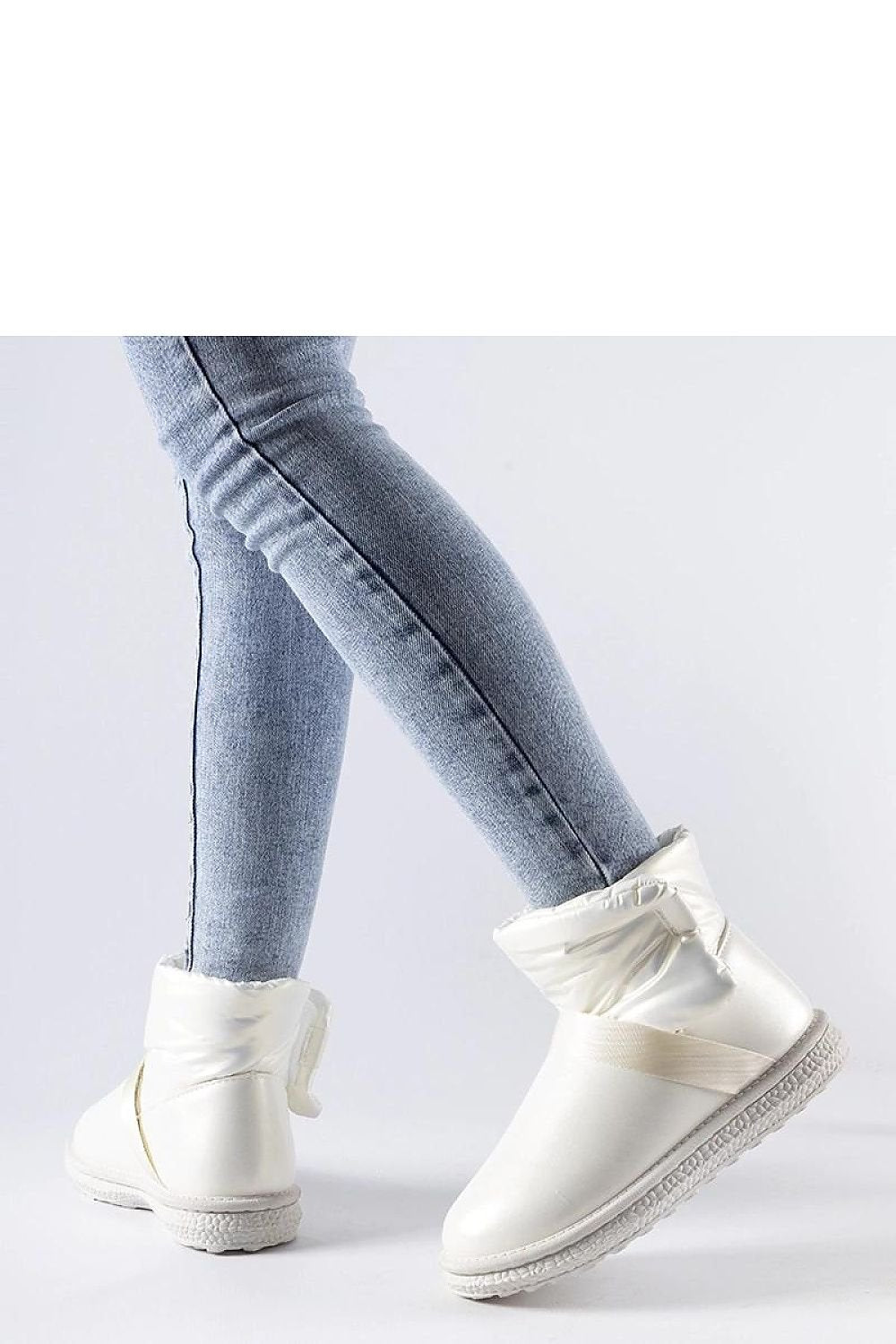 Snow boots model 205047