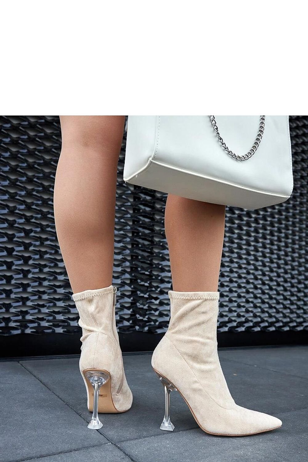 Heel boots model 205092