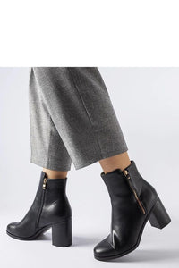 Heel boots model 205097
