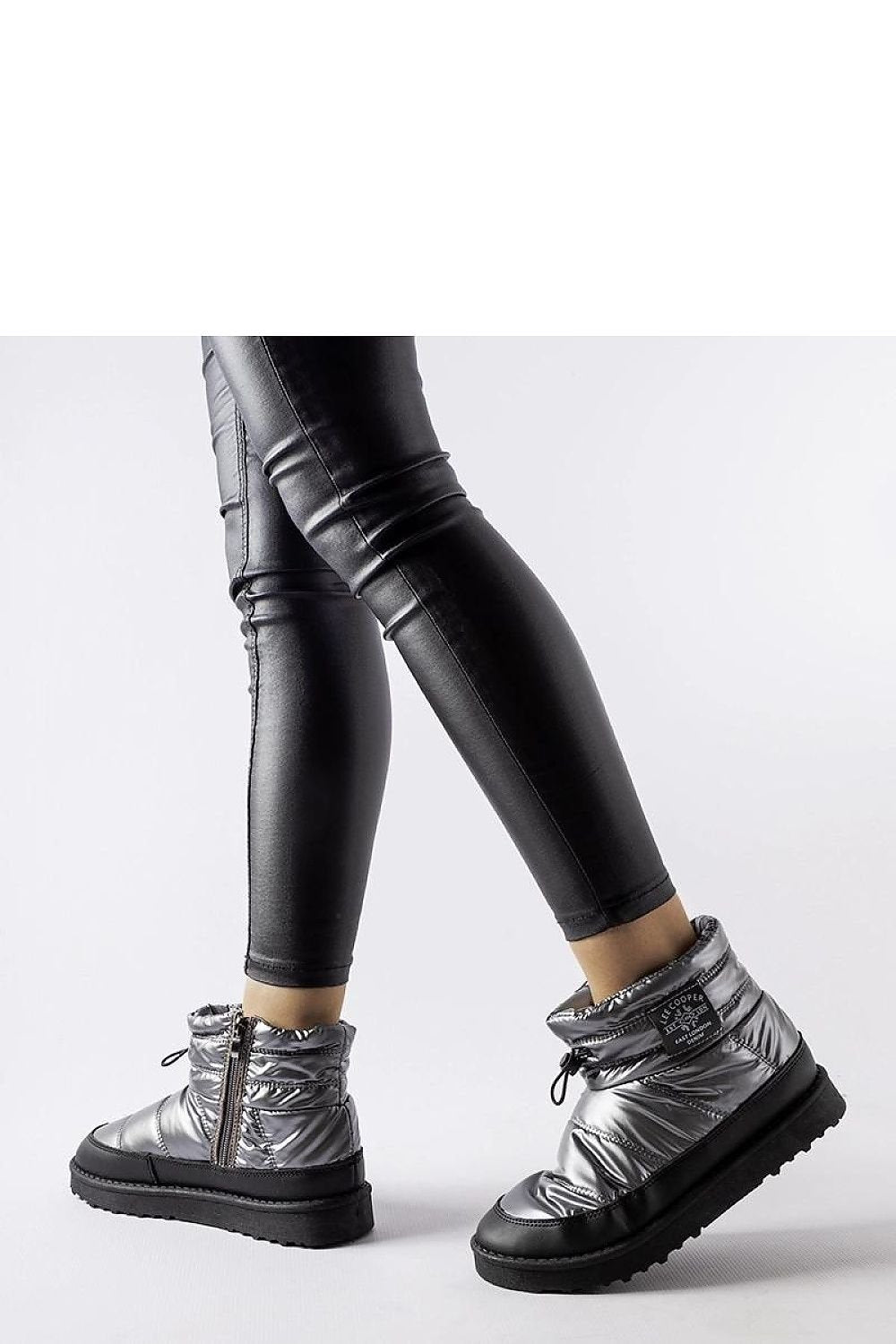 Snow boots model 205099
