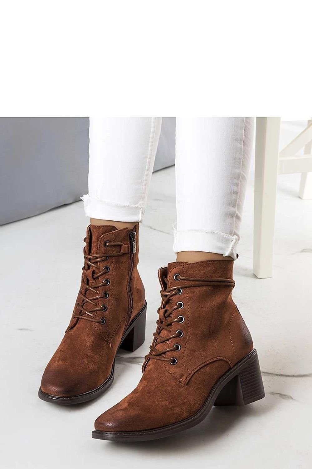 Heel boots model 205139