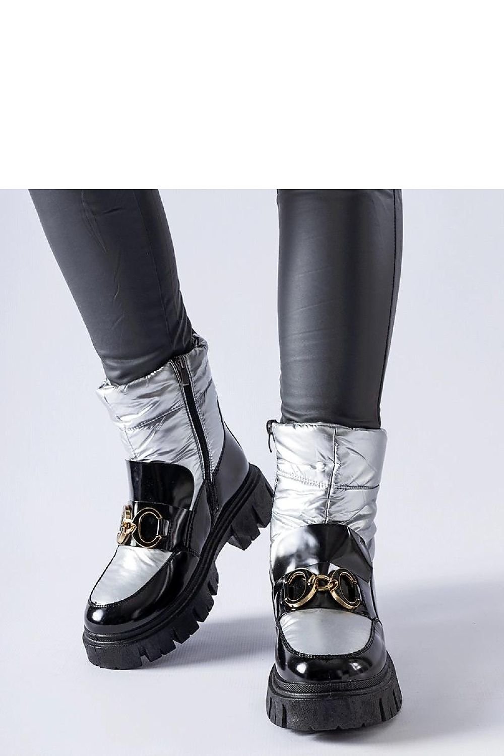 Snow boots model 205818