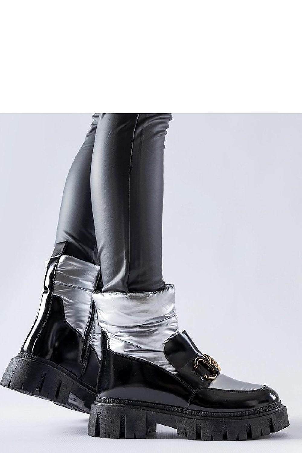 Snow boots model 205818