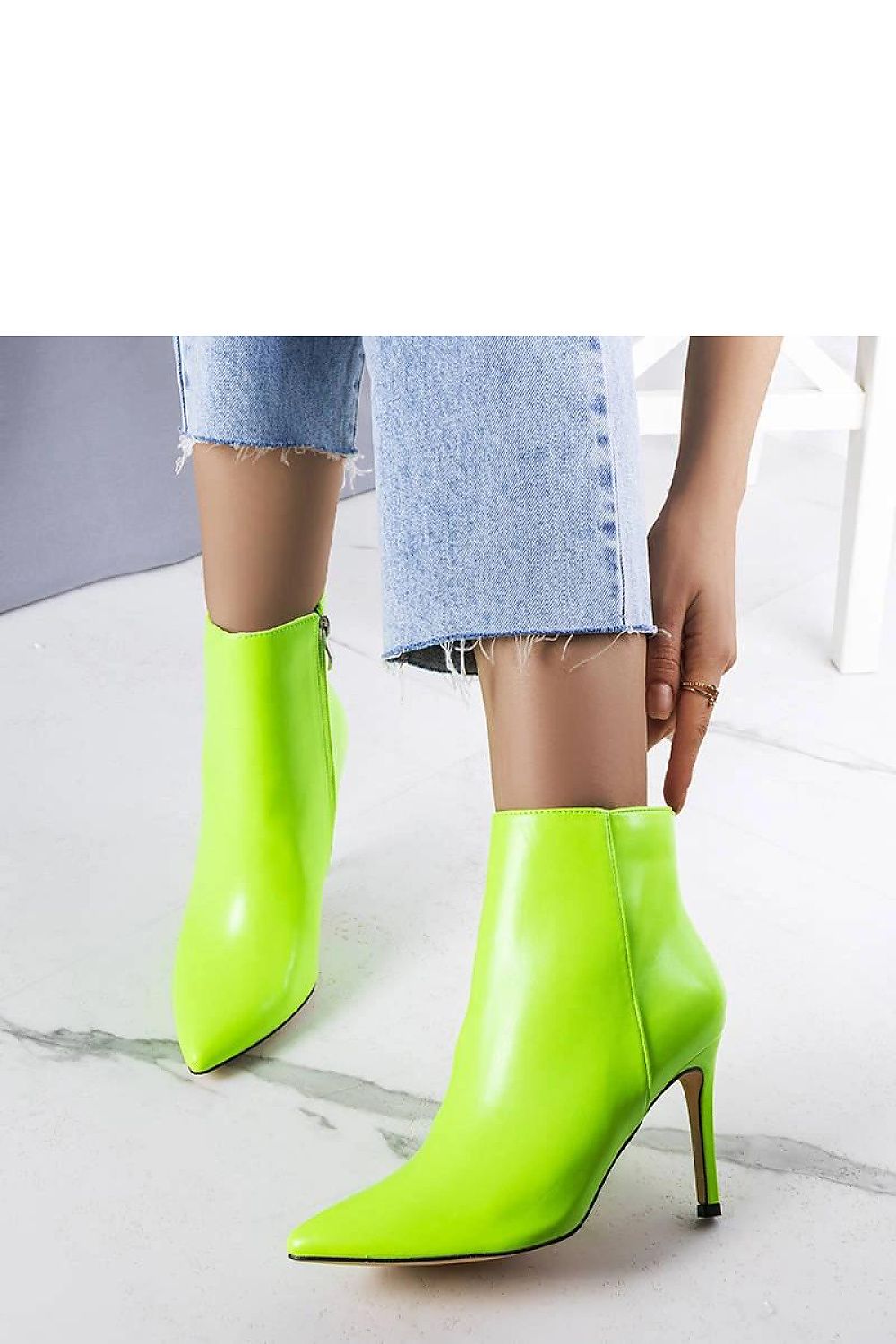 Heel boots model 205876