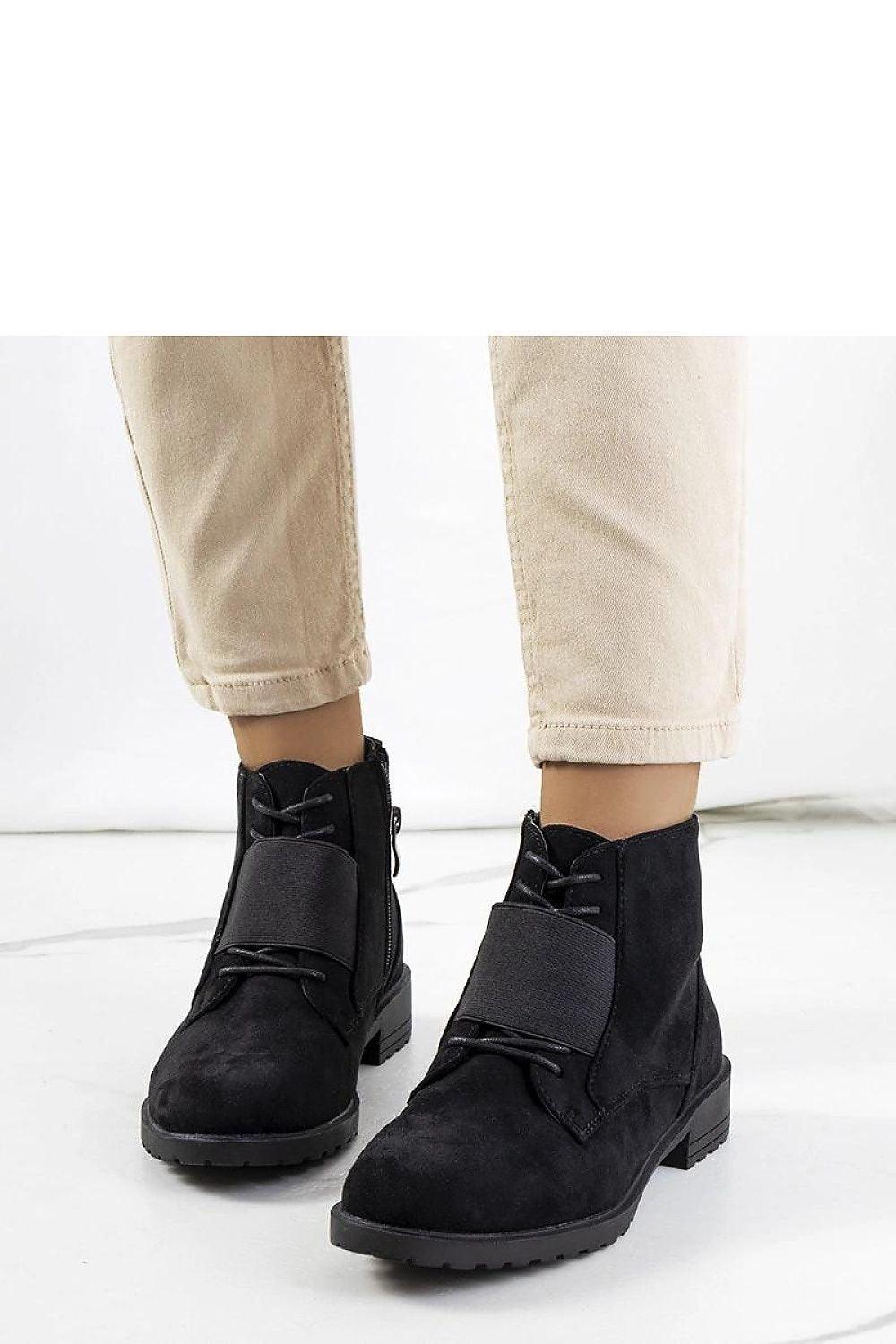 Heel boots model 205899
