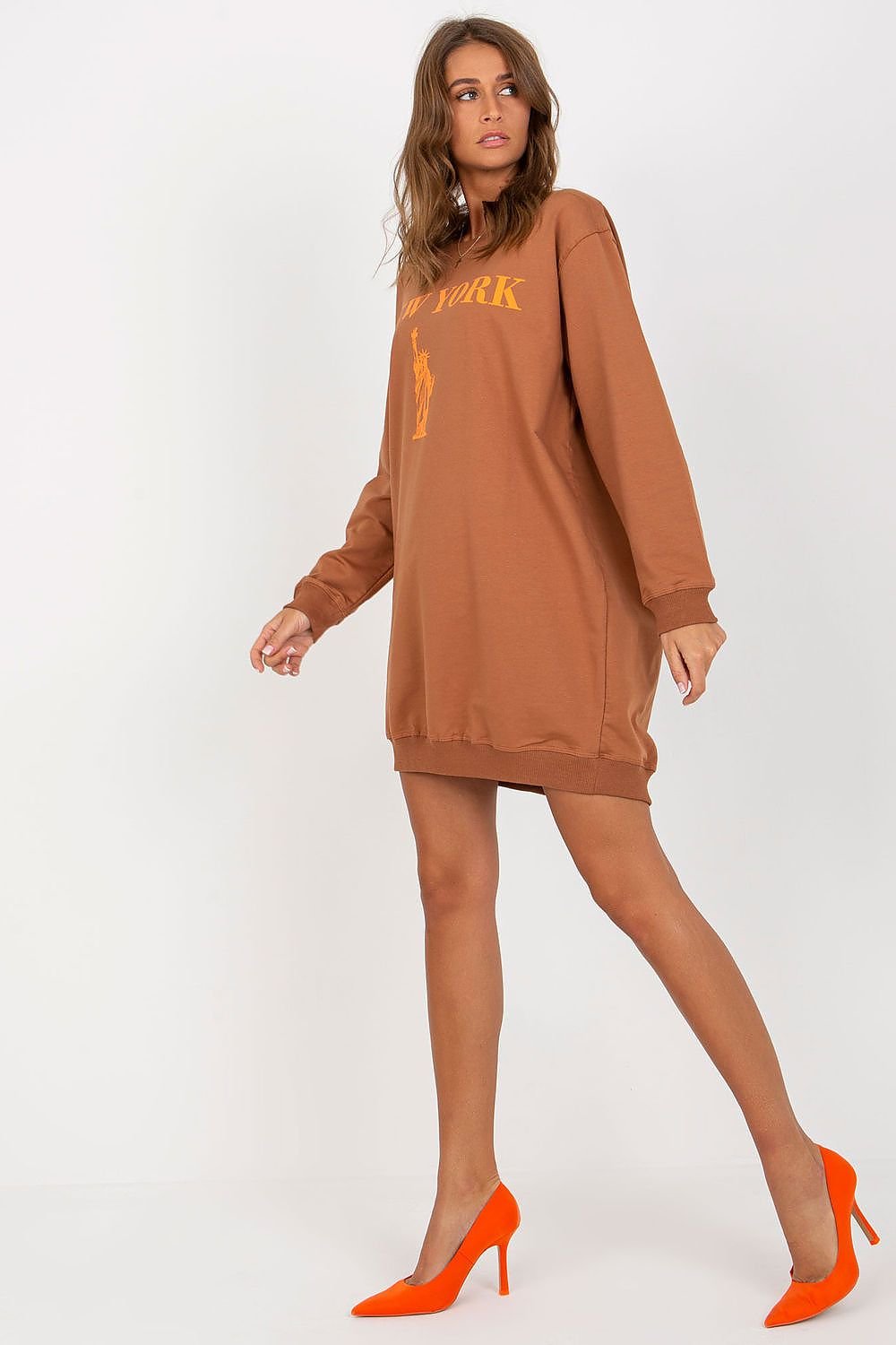 Sweatshirt model 206011