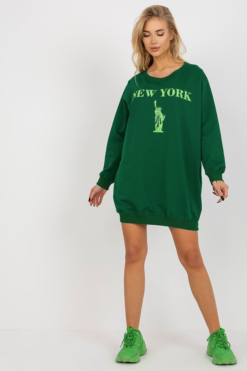 Sweatshirt model 206024